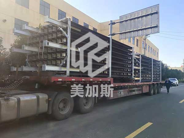 氣化器-半導(dǎo)體項目（黑色氧化）-3000方空溫氣化器2臺.jpg