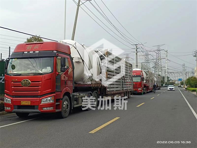 气化器-芯片制造行业液氮气化系统-2000方14台.jpg