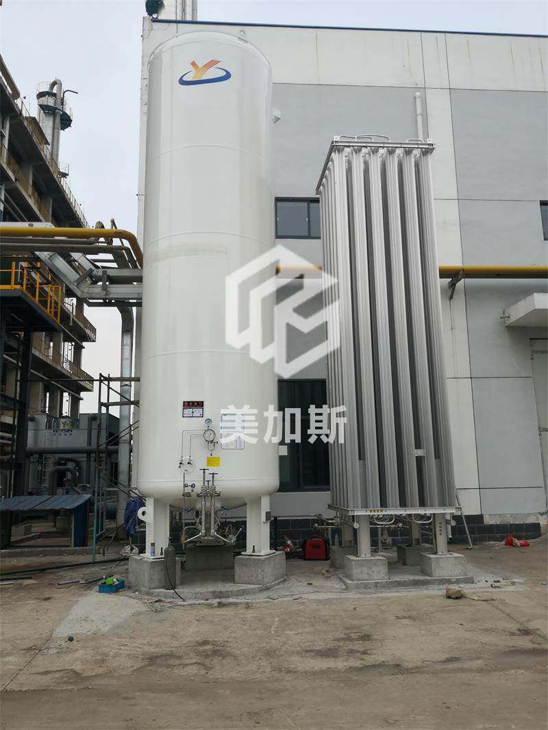 总包-1500方液氮气站.jpg